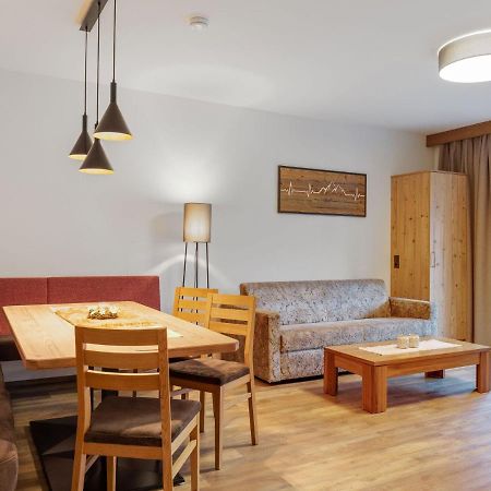 Apartment In Zillertal Arena Ski Area With Sauna Wald im Pinzgau Luaran gambar